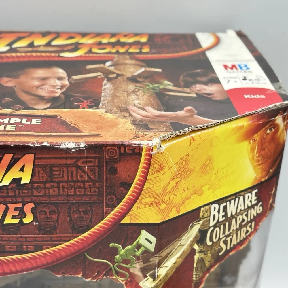 INDIANA JONES Akator Temple Race Game Movie Hasbro Milton Bradley 2008 NEW
